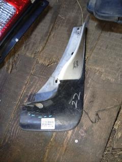 Брызговик 76621-32090 на Toyota Vista SV30 Фото 3