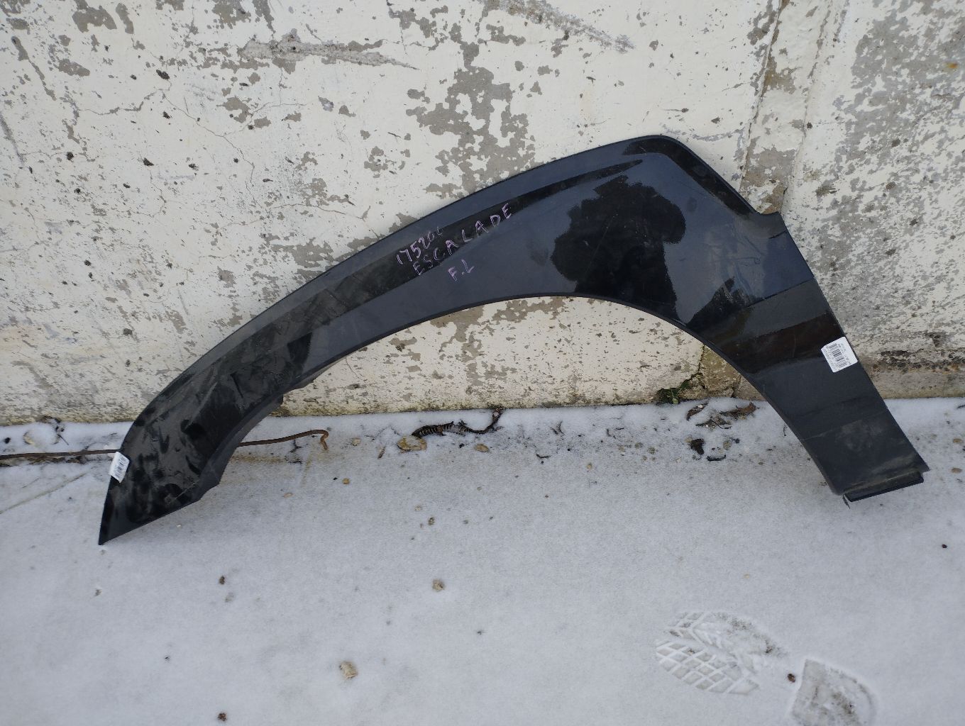 Дефендер крыла на Cadillac Escalade K LQ9 Фото 3