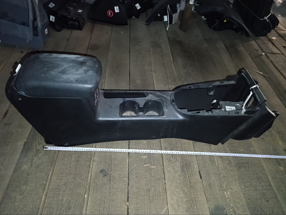 Подлокотник на Nissan X-Trail DNT31 Фото 4