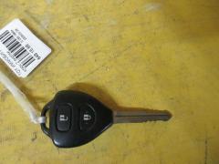Ключ двери на Toyota Фото 1