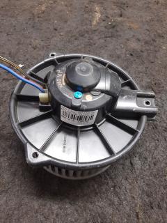 Мотор печки 87103-20110 на Toyota Caldina ST210G Фото 4