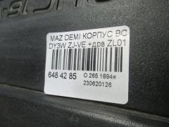 Корпус воздушного фильтра на Mazda Demio DY3W ZJ-VE Фото 3