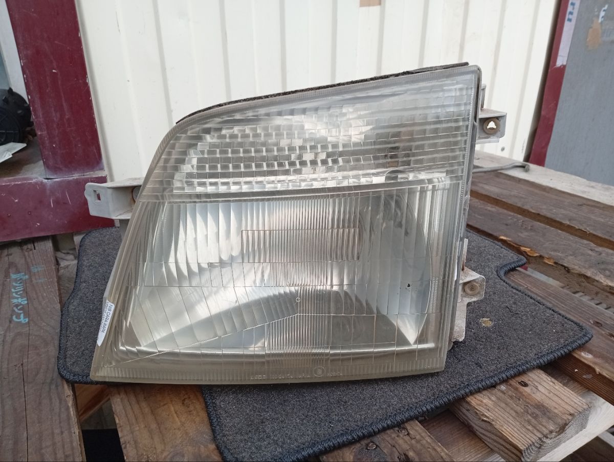 Фара 100-24774 100-24774 на Nissan Caravan VPE25 Фото 3