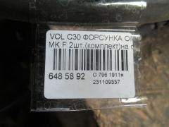 Форсунка омывателя на Volvo C30 MK Фото 11