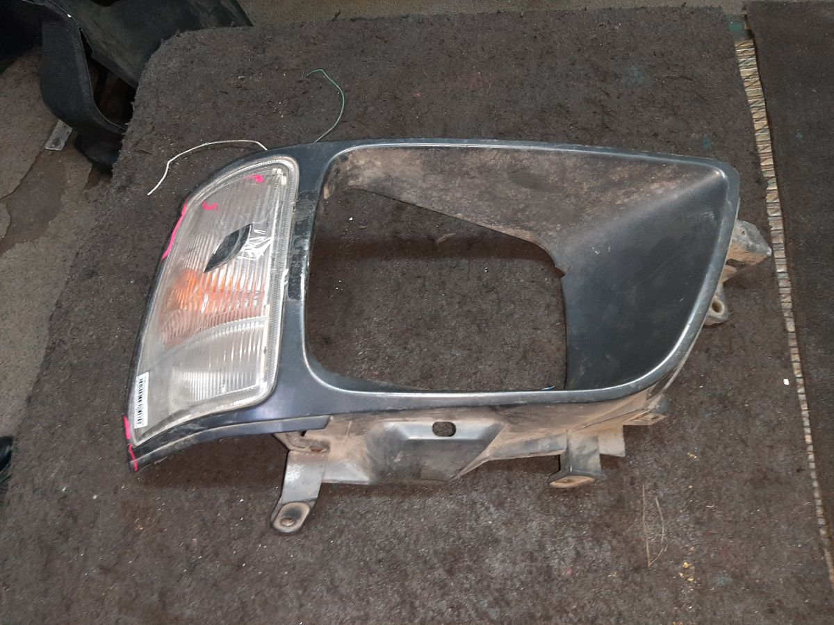 Очки под фару 28-112 28-112,53132-28030 на Toyota Lite Ace KR41V Фото 4