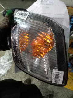 Поворотник к фаре 44-4 44-4 на Toyota Ipsum SXM10G Фото 6