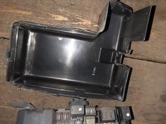 Блок предохранителей на Mitsubishi Pajero Io H76W 4G93 Фото 3