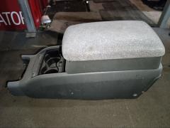 Подлокотник 55630-22020 на Toyota GX100 Фото 2