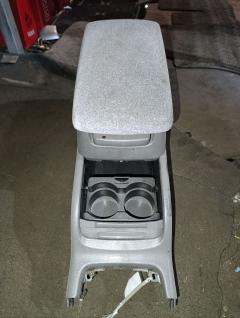 Подлокотник 55630-22020 на Toyota GX100 Фото 4