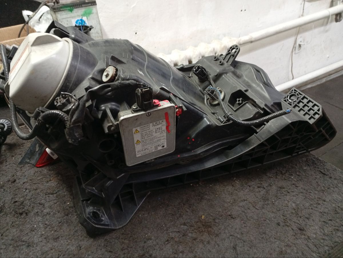 Фара 100-22068 100-22068 на Honda Freed Spike GP3 Фото 4