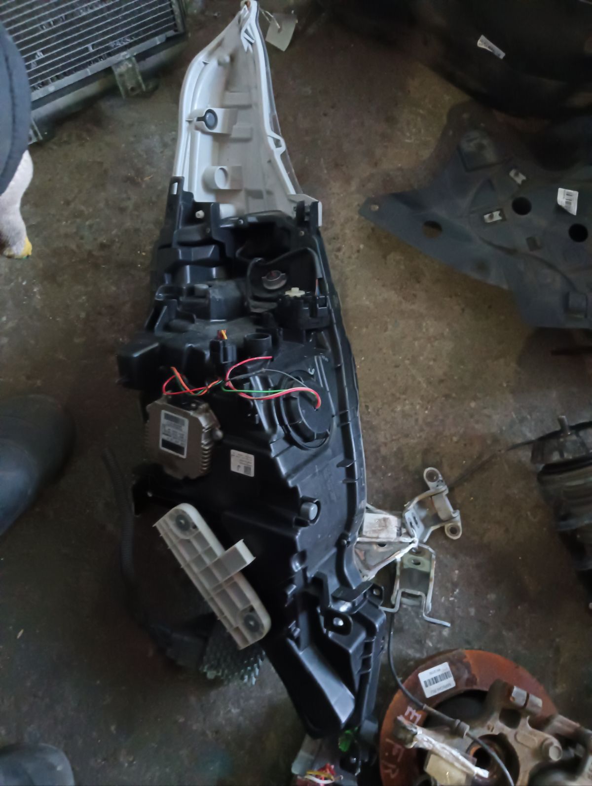 Фара 1862 1862,26060-3NK5A на Nissan Leaf AZE0 Фото 17