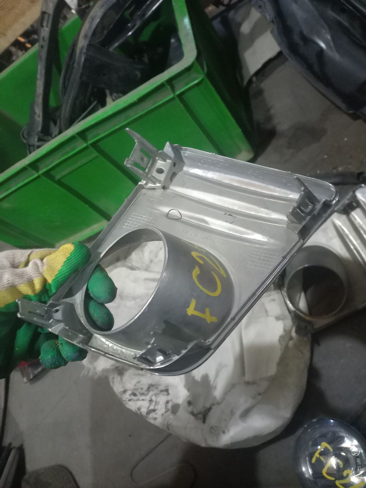 Туманка бамперная 2704 2704 на Nissan Serena FC26 Фото 4