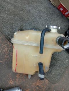 Бачок расширительный на Mazda Mpv LW5W GY Фото 6