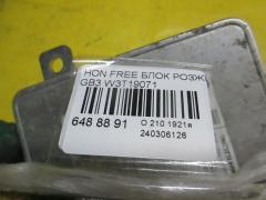 Блок розжига ксенона на Honda Freed GB3 Фото 2