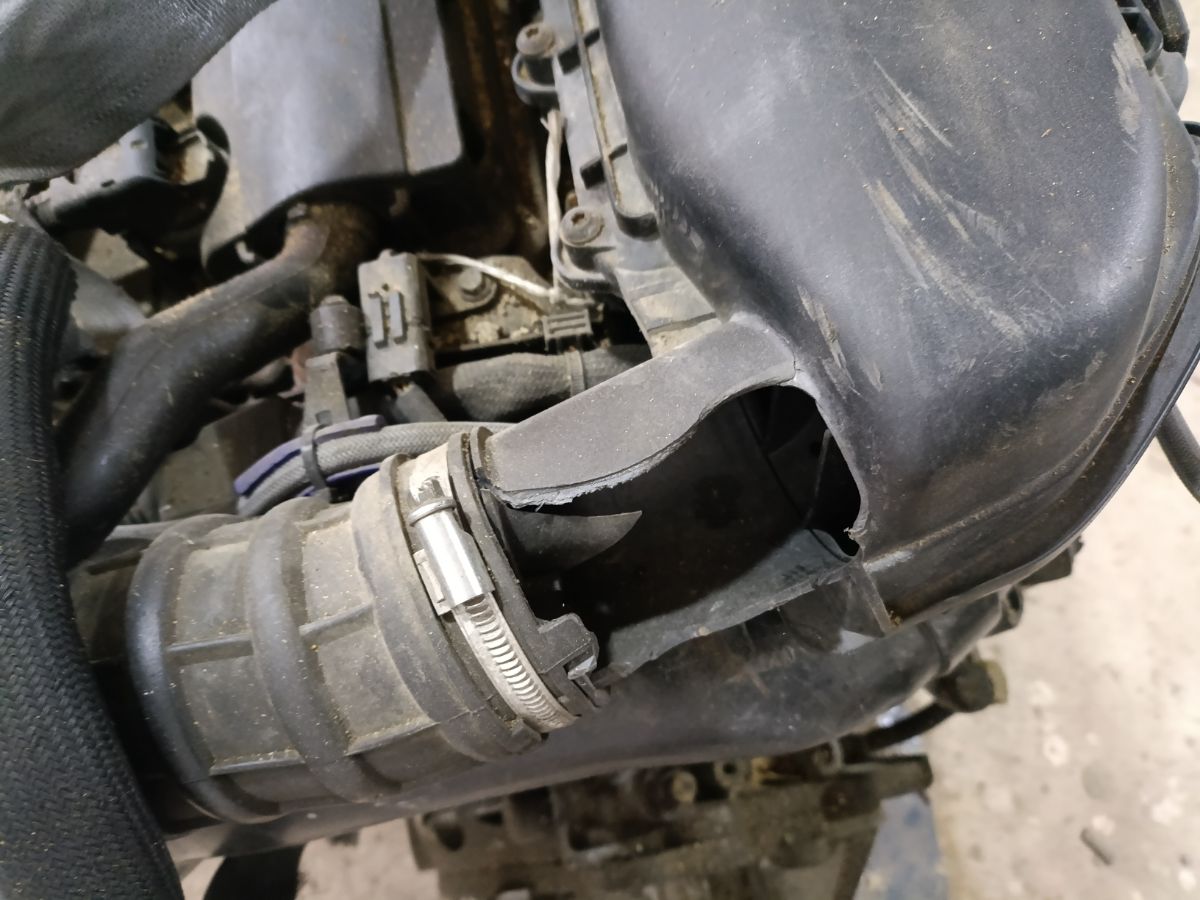 Двигатель на Peugeot 207 VF3W Фото 9