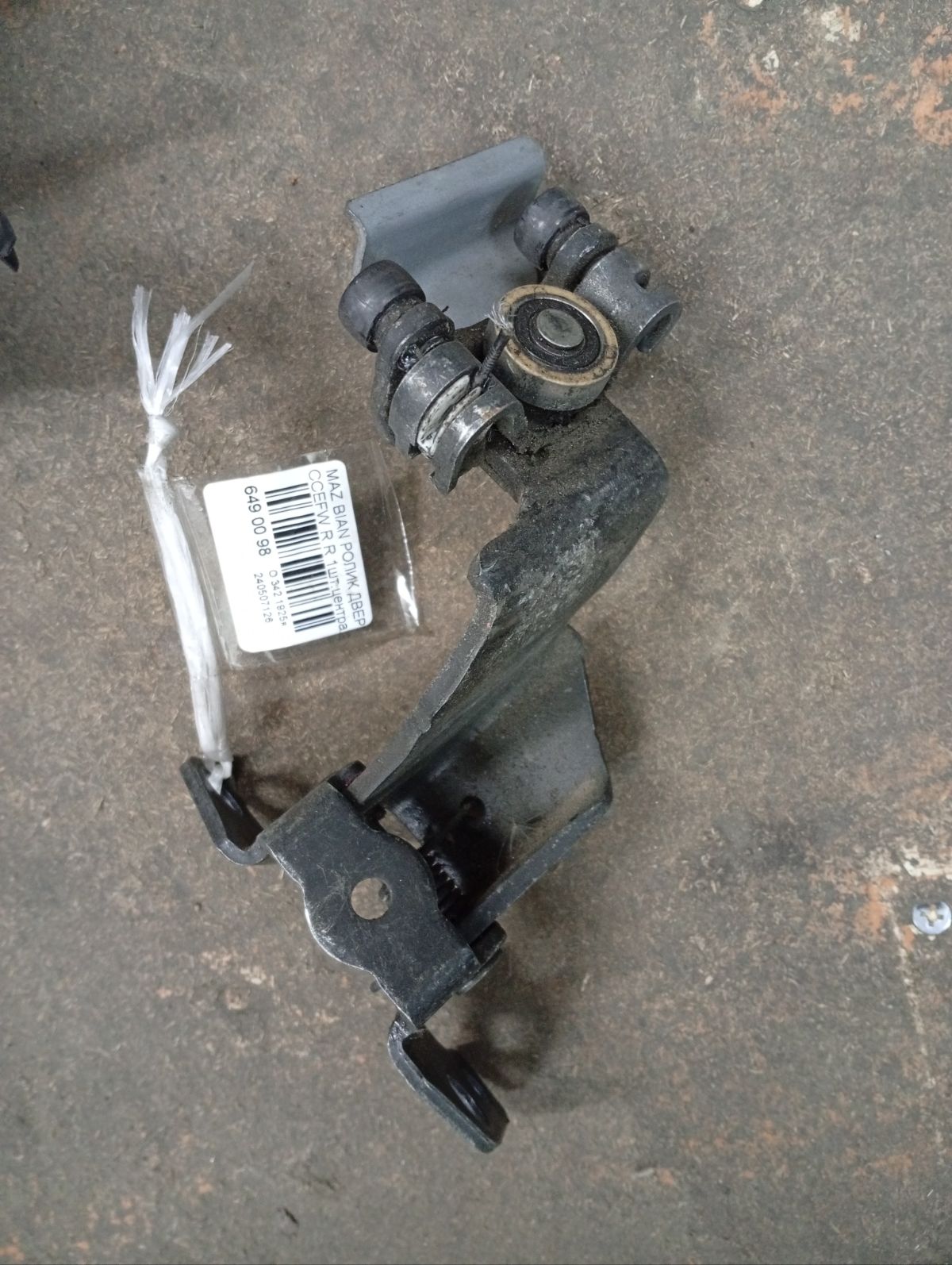 Ролик двери на Mazda Biante CCEFW Фото 4