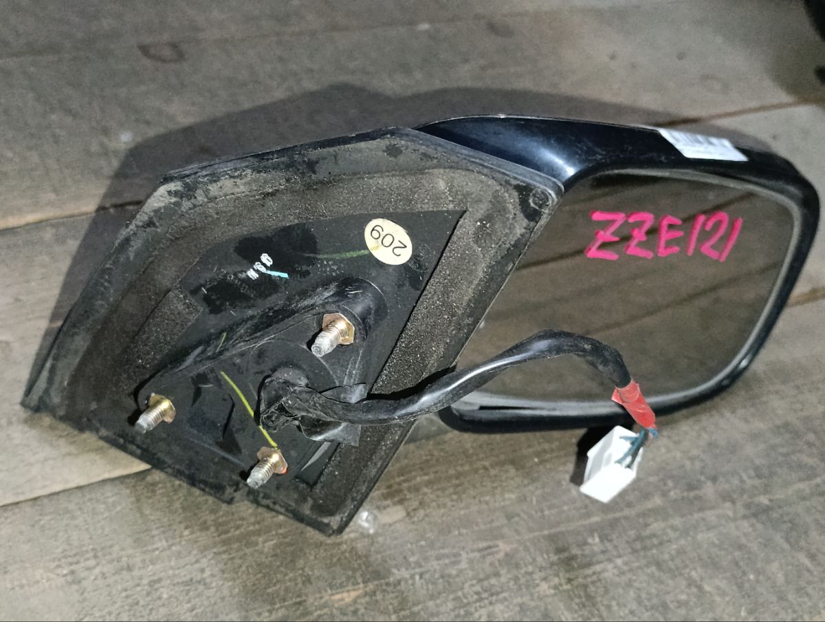 Зеркало двери боковой на Toyota Corolla ZZE121 Фото 13