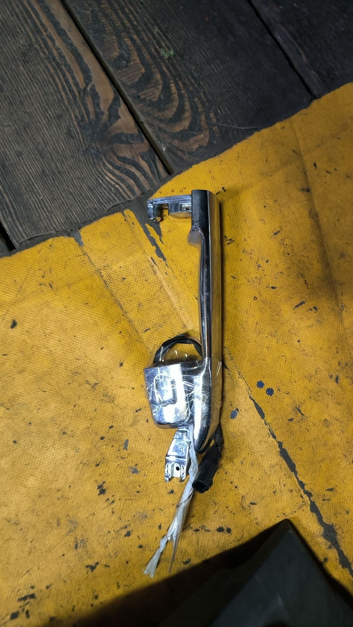 Ручка двери на Nissan Serena HC26 Фото 10