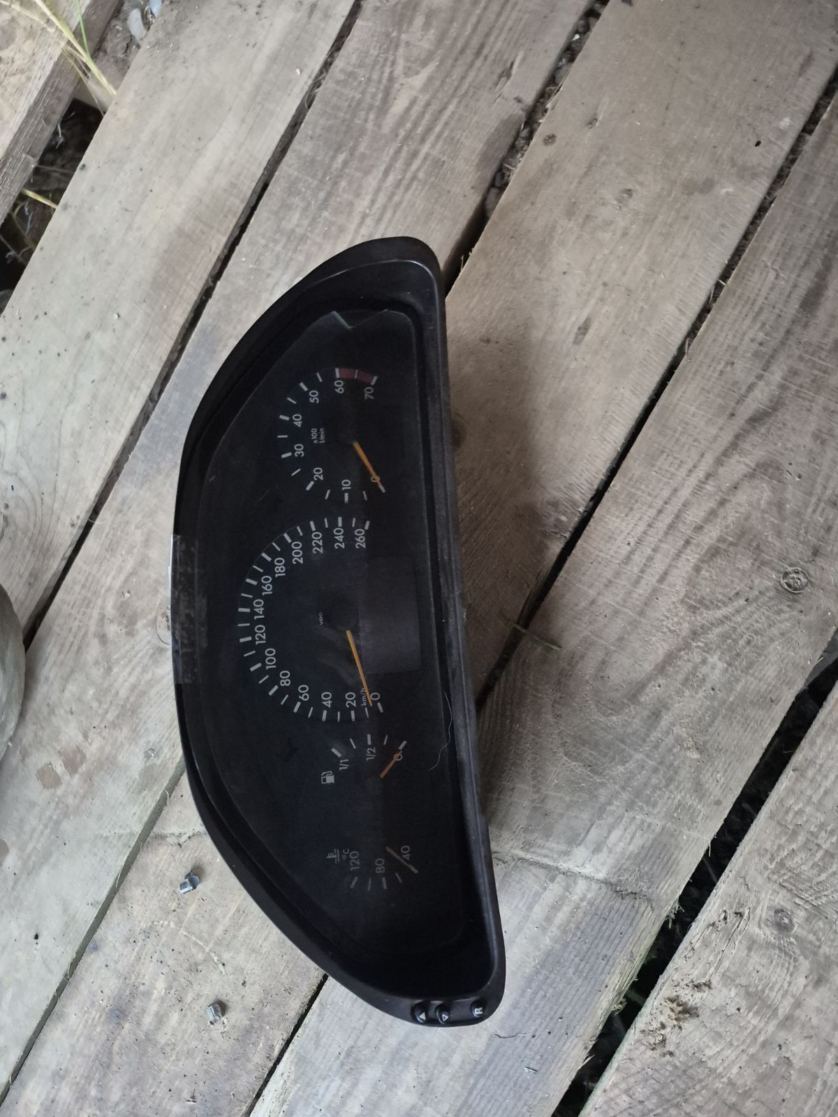 Спидометр A2105401611 на Mercedes-Benz E-Class W210 Фото 15