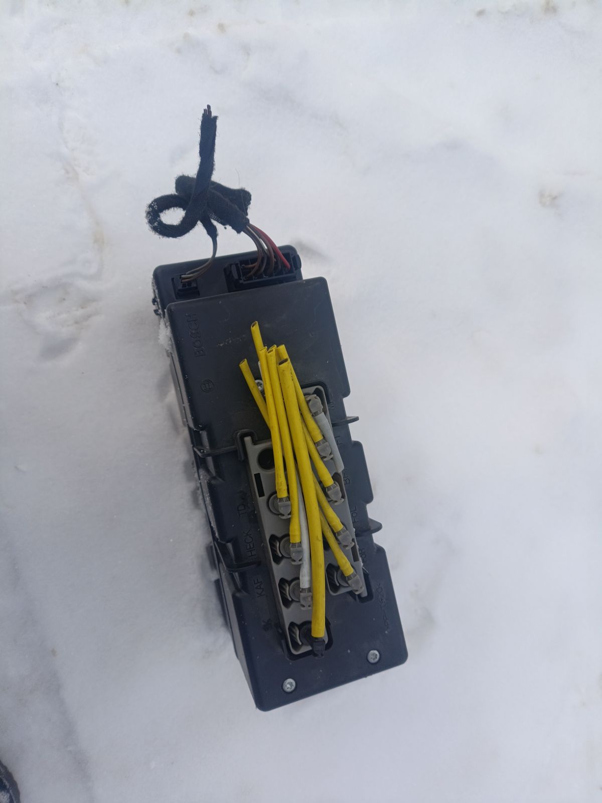 Компрессор центрального замка A2208002715 на Mercedes-Benz S-Class W220 Фото 11