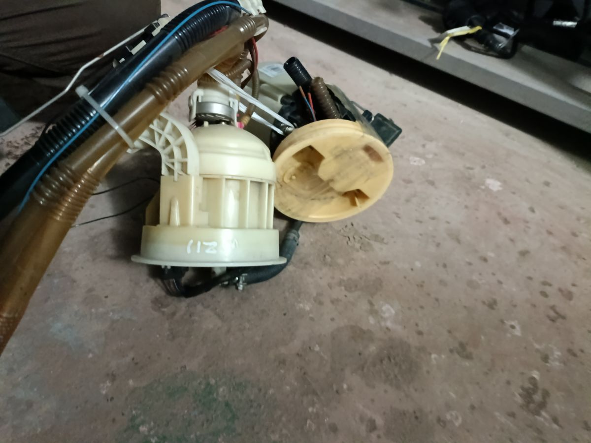 Бензонасос на Mercedes-Benz E-Class W211 112.943 Фото 6