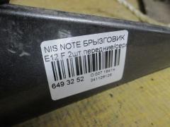 Брызговик на Nissan Note E12 Фото 2