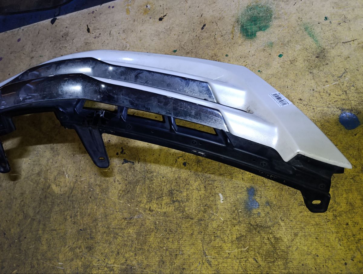 Решетка радиатора на Toyota Alphard ANH20W Фото 10