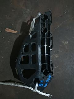 Крепление бампера 52535-12130 на Toyota Auris NZE181H Фото 4