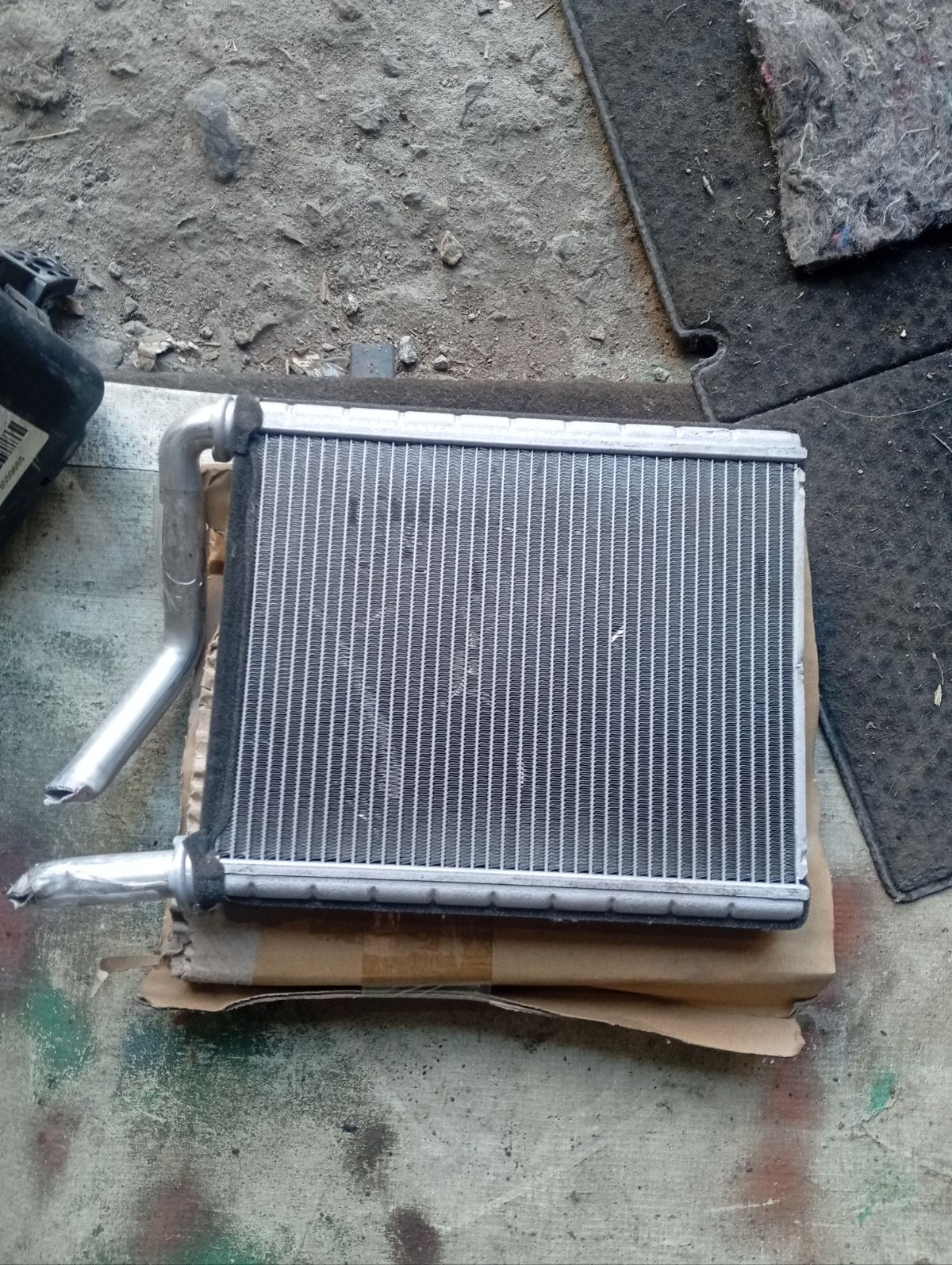 Радиатор печки 87107-33120 на Toyota Estima ACR50W 2AZ-FE Фото 3