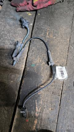 Датчик ABS 57455-TF0-003 на Honda Fit GE6 L13A Фото 2
