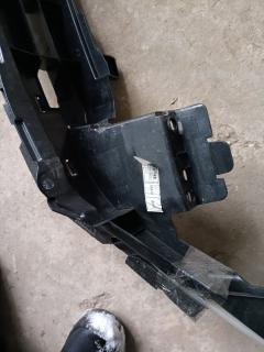 Крепление бампера JK72-17E778-BA на Land Rover Discovery Sport L550 Фото 15