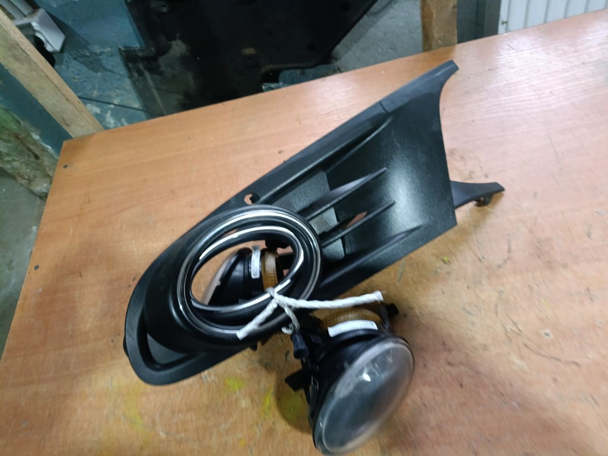 Туманка бамперная на Volkswagen Golf Vi 5K Фото 10