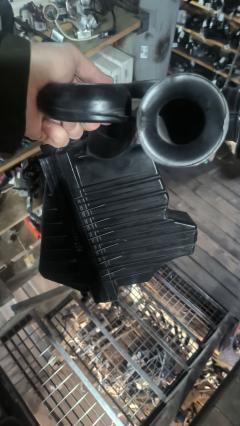 Корпус воздушного фильтра на Nissan Sunny FB15 QG15DE Фото 4