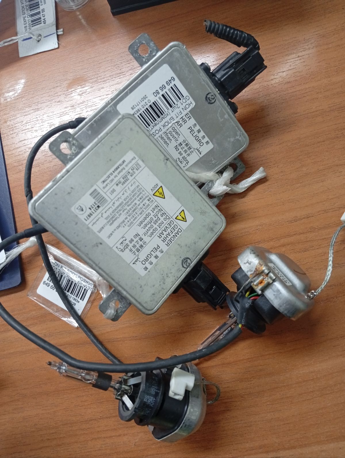 Блок розжига ксенона на Honda Fit GD1 Фото 5