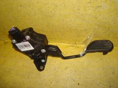 Педаль подачи топлива 78110-52100 на Toyota Vitz NCP130 2NZ-FE Фото 2