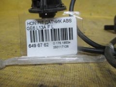 Датчик ABS 57455-TF0-003 на Honda Fit GE6 L13A Фото 2