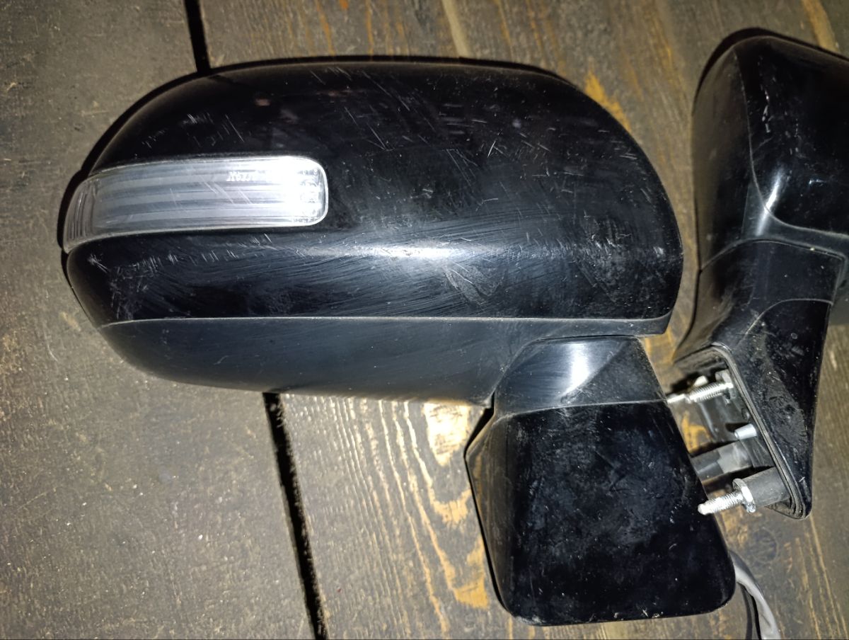 Зеркало двери боковой на Toyota Voxy ZRR70W Фото 8