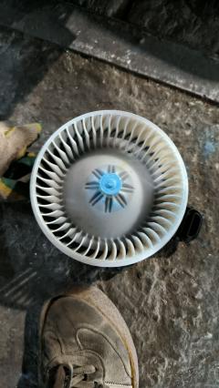 Мотор печки 79310-TF0-003 на Honda Fit GE8 Фото 4