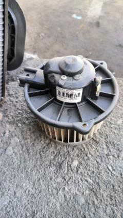 Мотор печки 79310-SAA-003 на Honda Fit GD1 Фото 3
