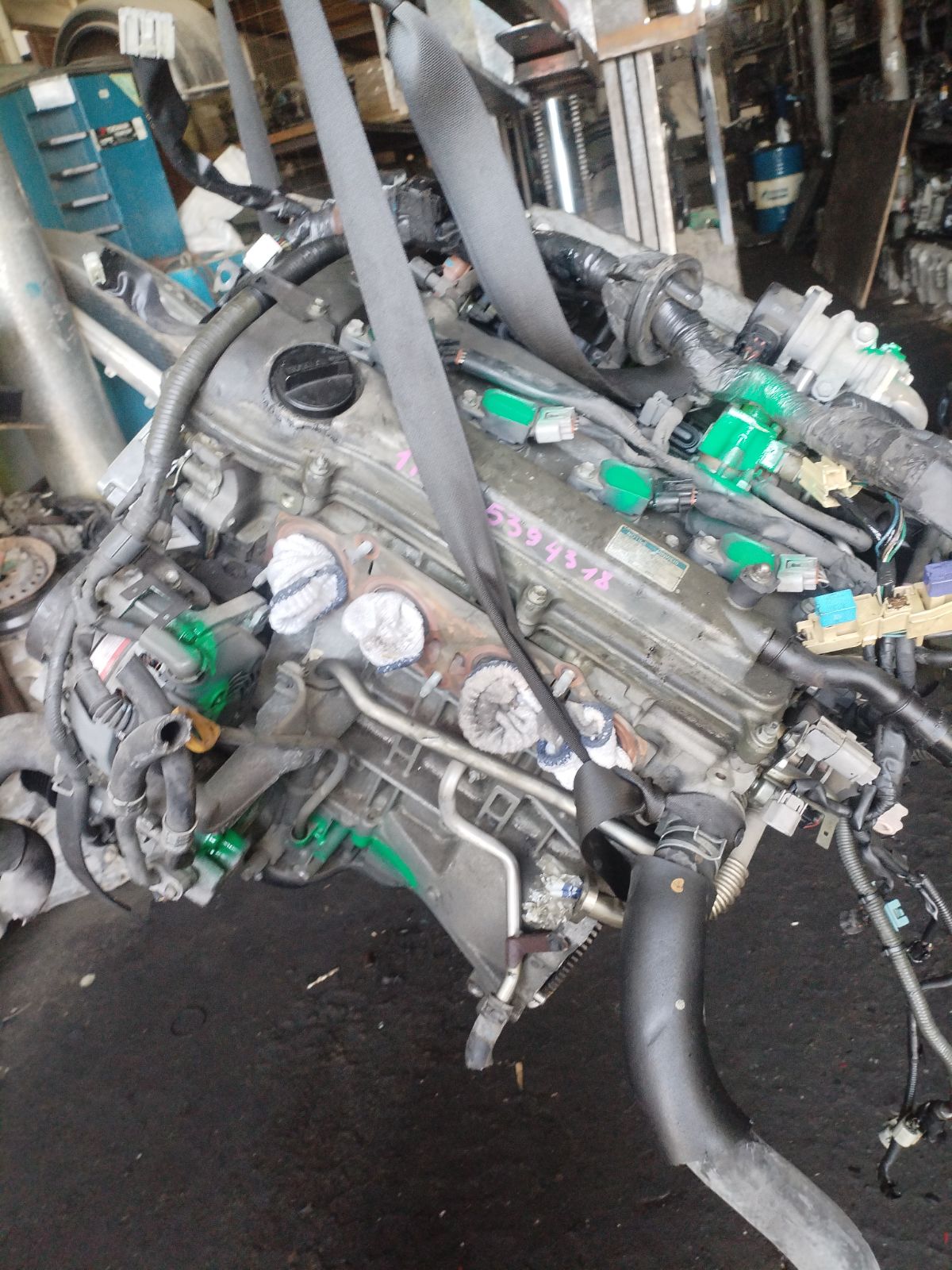 Двигатель 19000-28330 на Toyota Isis ANM10G 1AZ-FSE Фото 11