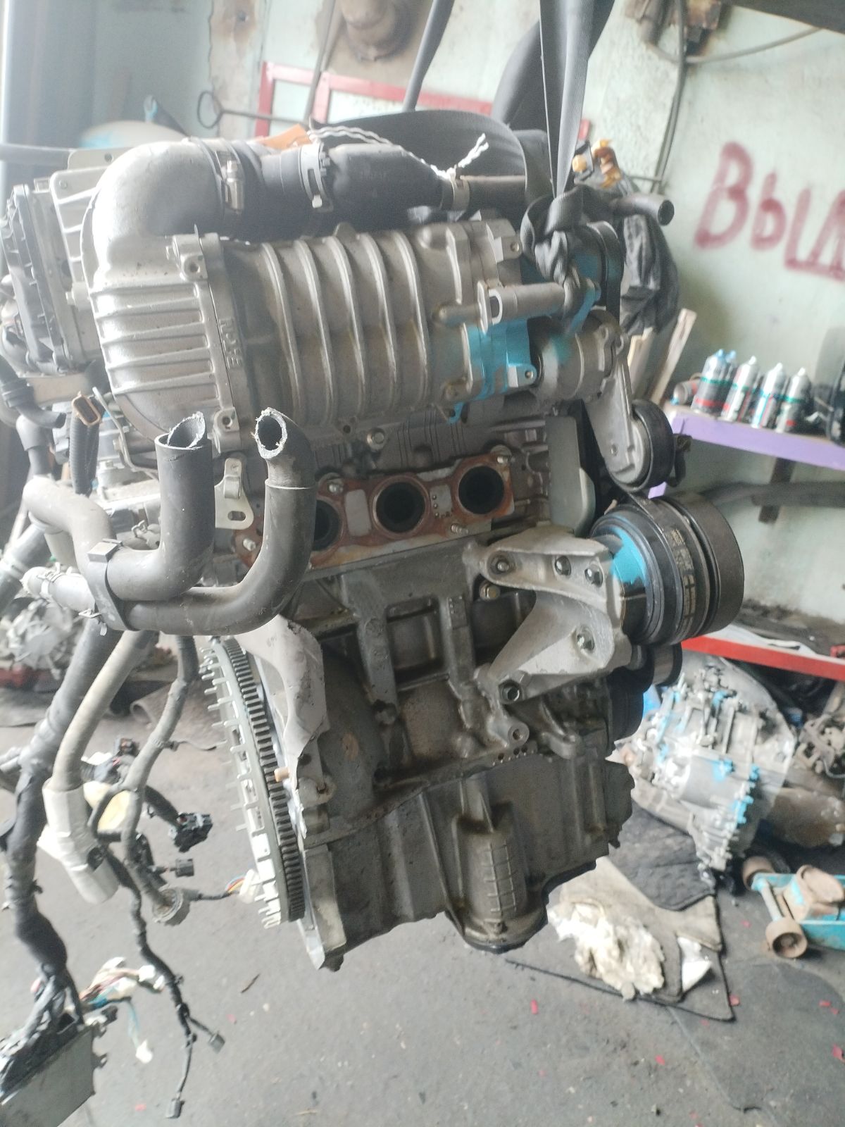 Двигатель на Nissan Note E12 HR12DDR Фото 12