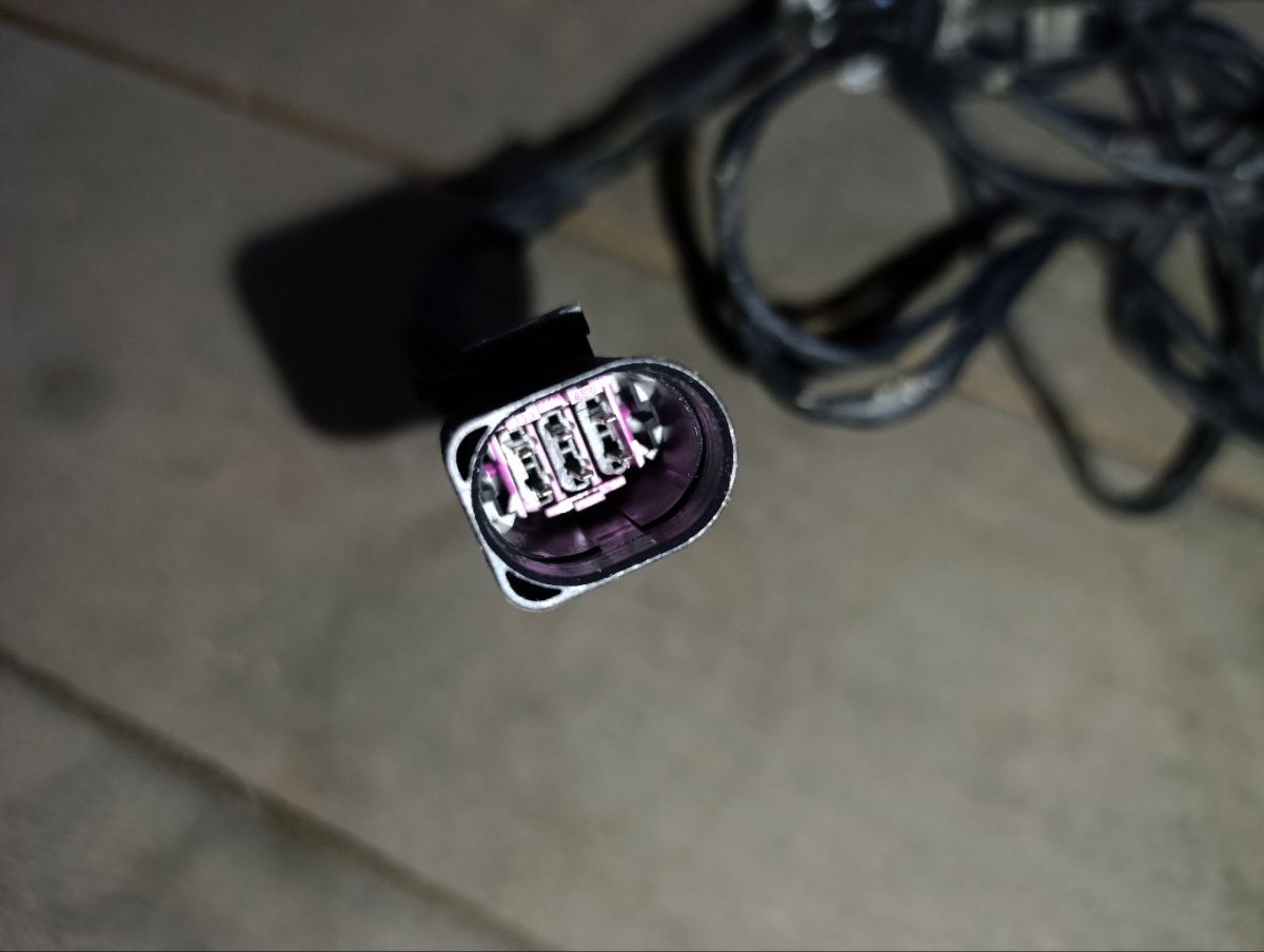 Сонар на Audi A1 8X Фото 6