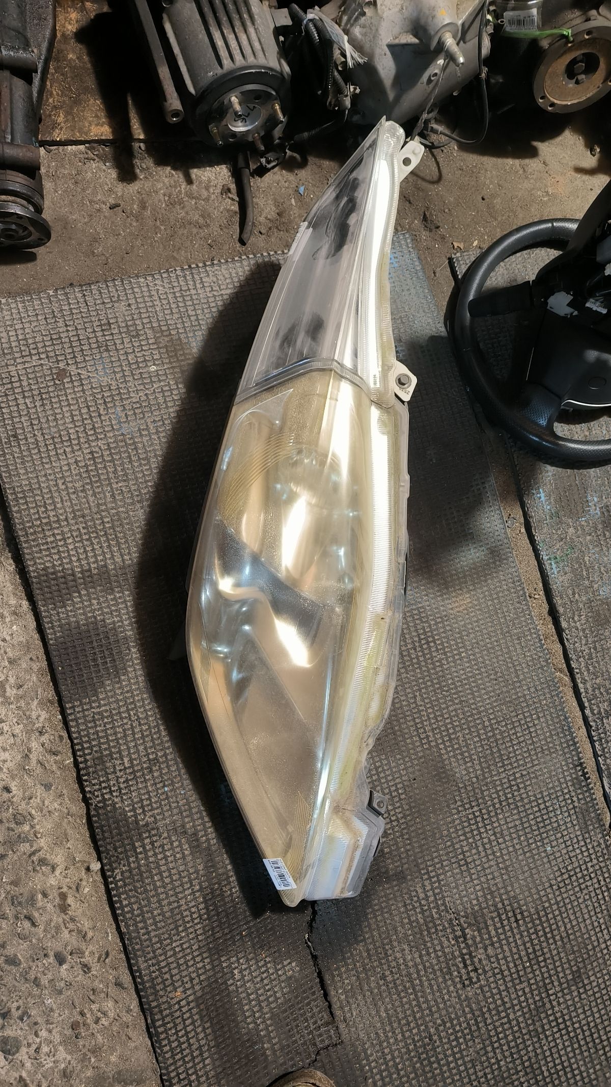 Фара 1847 1847 на Nissan Leaf ZE0 Фото 4