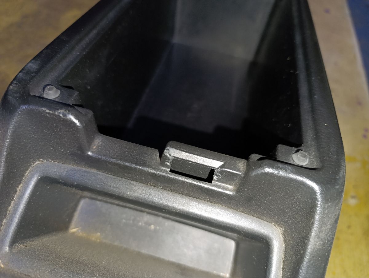 Подлокотник 96911-1L000 на Nissan Cefiro Wagon WA32 Фото 14