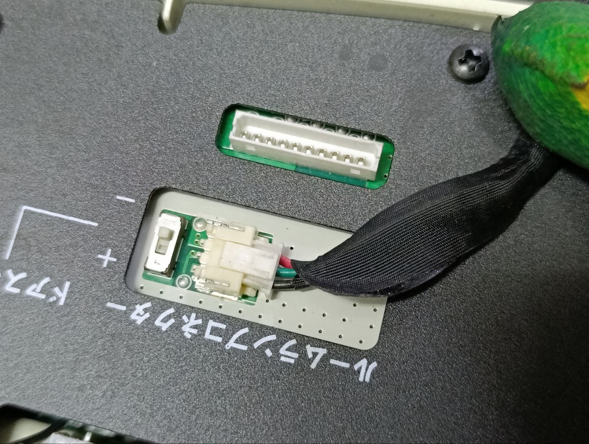 Монитор ALPINE на Nissan Serena FC26 Фото 17