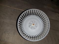 Мотор печки 87103-44030 на Toyota Ipsum ACM21W Фото 5