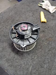 Мотор печки 87103-12030 на Toyota Corolla Spacio AE111N Фото 4