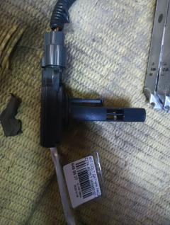Датчик расхода воздуха MR985187 на Mitsubishi Colt Z27A 4G15-T Фото 3