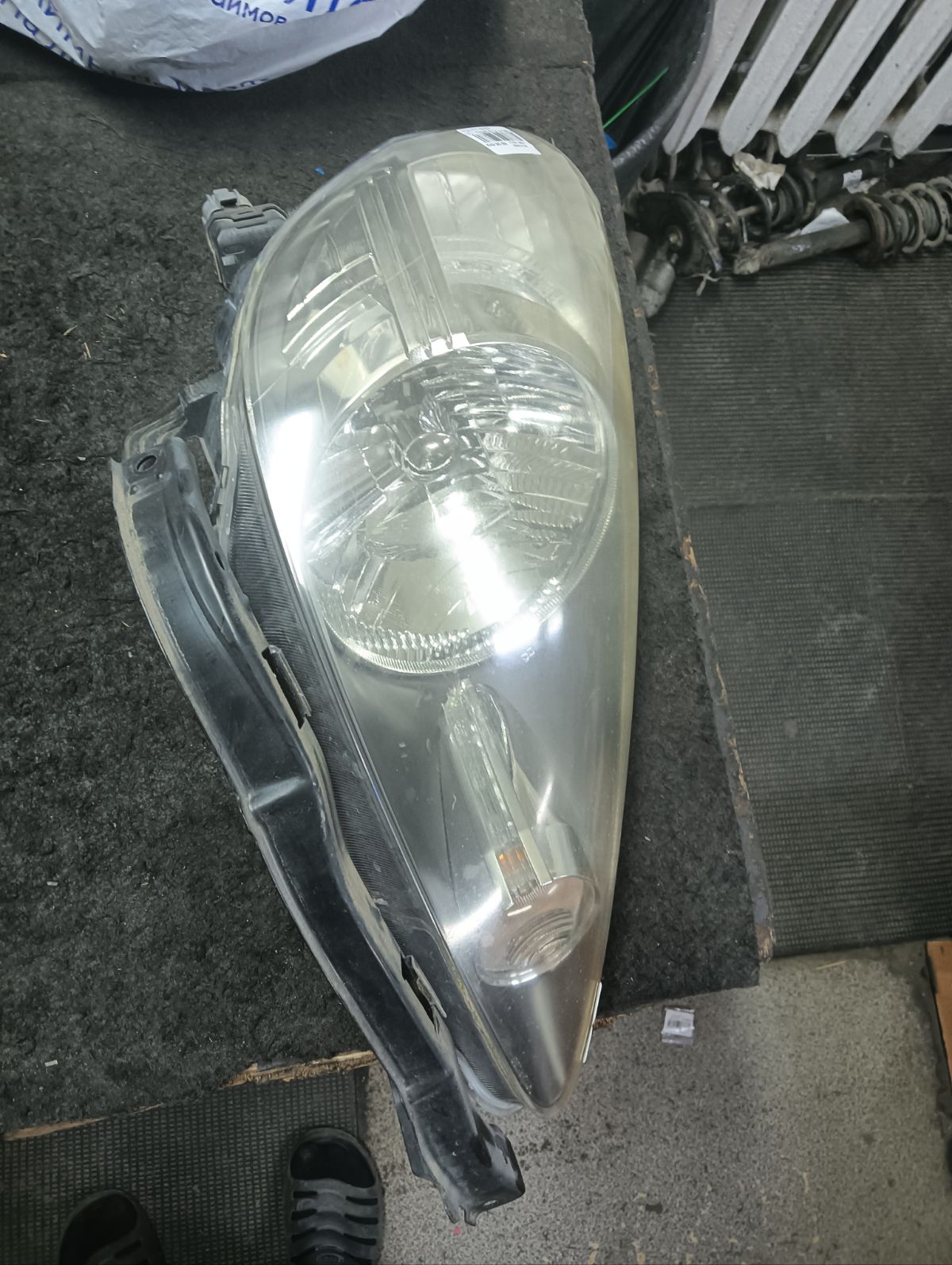 Фара P4945 P4945 на Honda Fit GD1 Фото 6