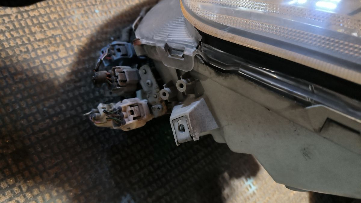 Фара 30-313 30-313 на Toyota Crown GRS180 Фото 6